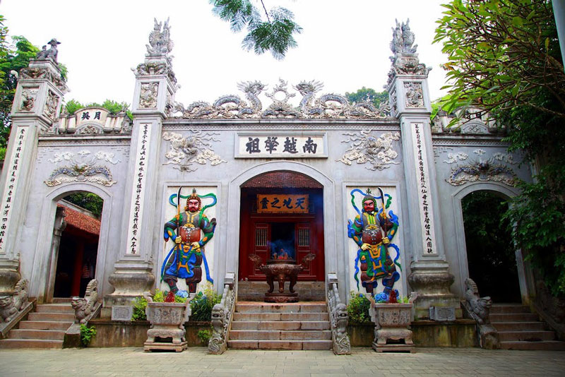 Tham quan đền Hùng 2024.